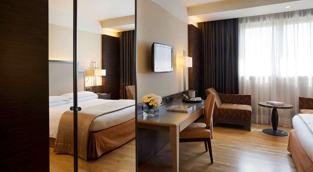 Starhotels Grand Milan Saronno Quarto foto