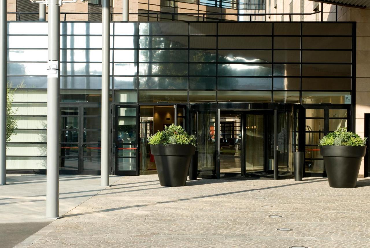 Starhotels Grand Milan Saronno Exterior foto